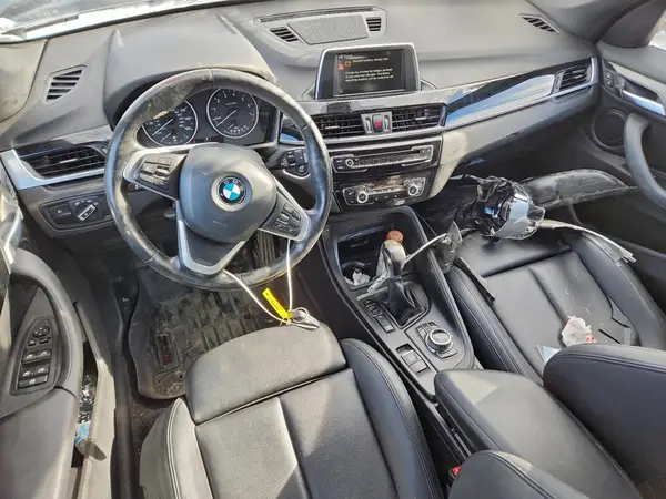 WBXHT3C38H5F83858 2017 BMW X1 - Image 8