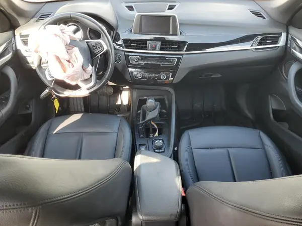 WBXHT3C38J3H29967 2018 BMW X1 - Image 8