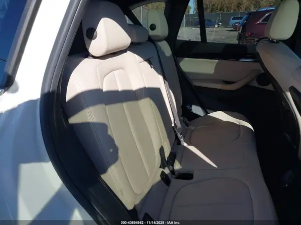 WBXHT3C38J3H30018 2018 BMW X1 - Image 8