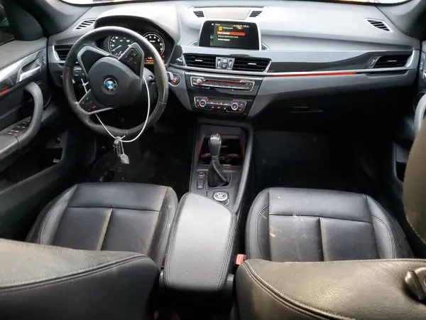 WBXHT3C38J3H33310 2018 BMW X1 - Image 8