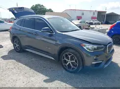 WBXHT3C38J5F88807 2018 BMW X1