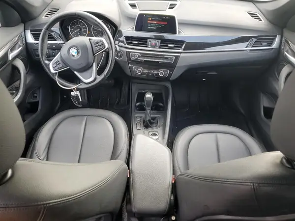 WBXHT3C38J5F89696 2018 BMW X1 - Image 8