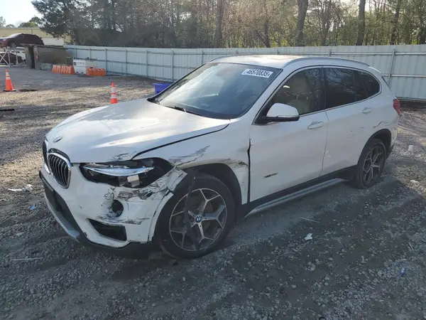 WBXHT3C38J5F92064 2018 BMW X1 - Image 1