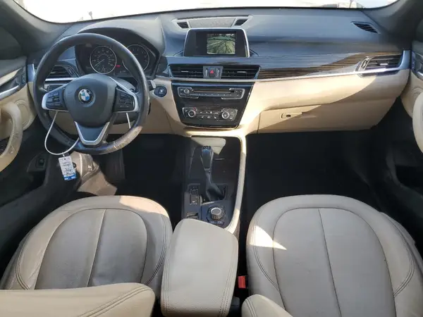 WBXHT3C38J5F92064 2018 BMW X1 - Image 8