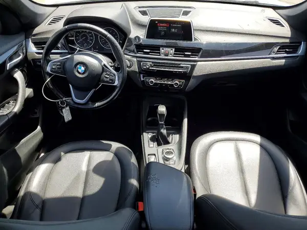 WBXHT3C38J5F93201 2018 BMW X1 - Image 8
