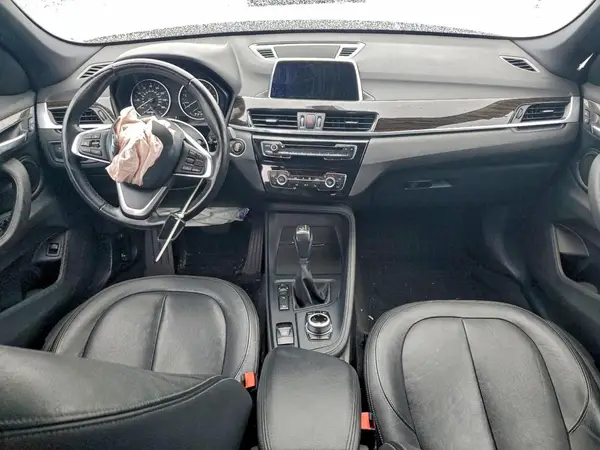 WBXHT3C38J5K23413 2018 BMW X1 - Image 8