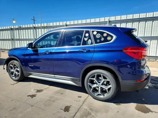 WBXHT3C38J5K27820 2018 BMW X1 - Image 2