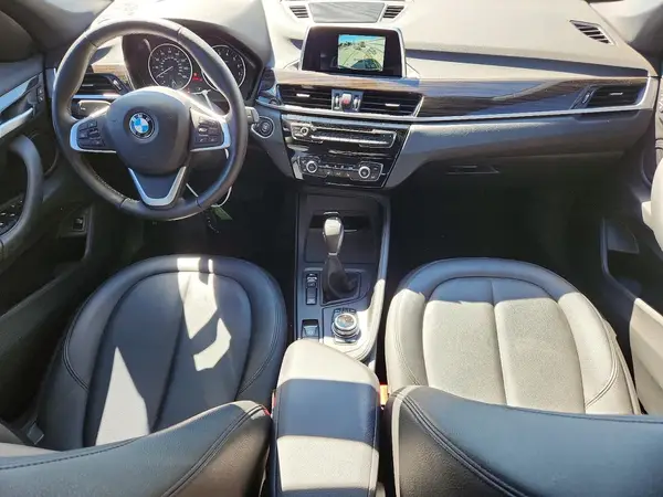 WBXHT3C38J5K27820 2018 BMW X1 - Image 8