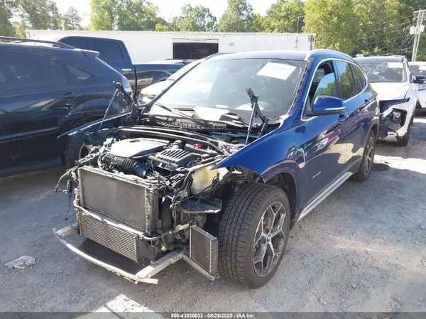 WBXHT3C38J5K30393 2018 BMW X1 - Image 2