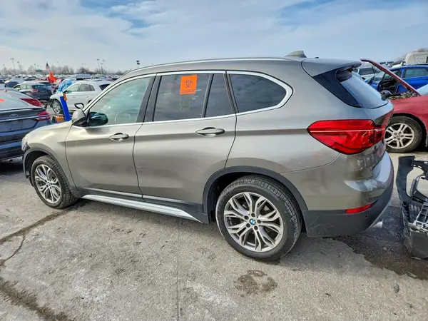 WBXHT3C38J5K30622 2018 BMW X1 - Image 2