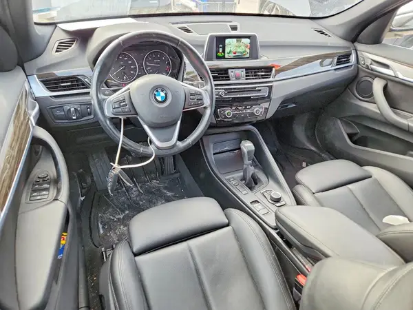 WBXHT3C38J5K30622 2018 BMW X1 - Image 8