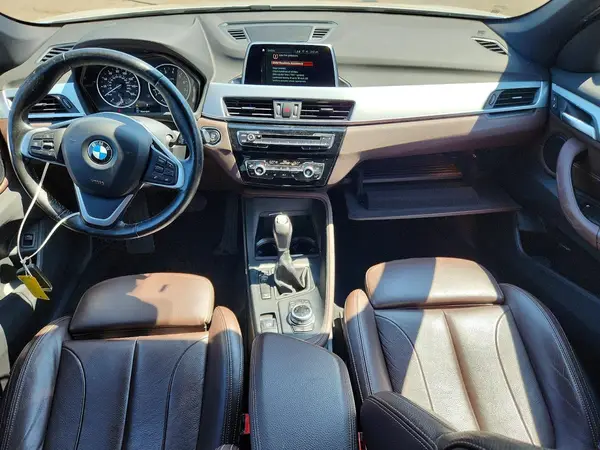 WBXHT3C38J5K31303 2018 BMW X1 - Image 8
