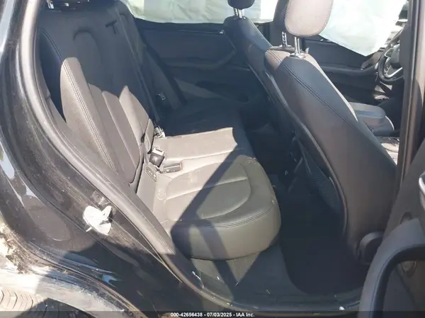 WBXHT3C38J5K31608 2018 BMW X1 - Image 8
