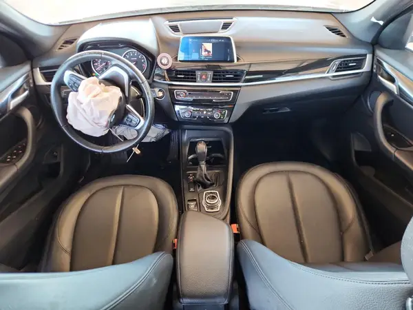 WBXHT3C38J5L24533 2018 BMW X1 - Image 8