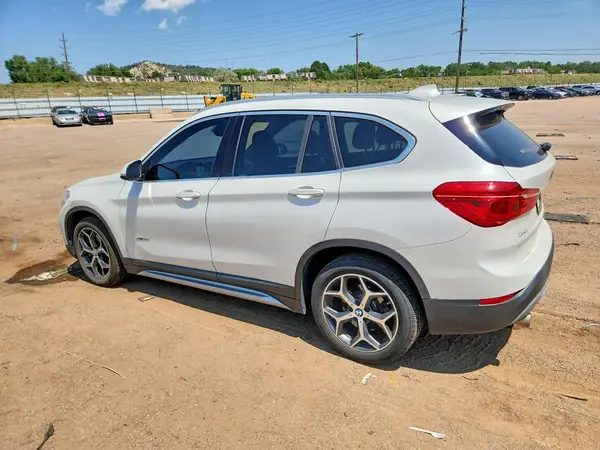 WBXHT3C38J5L25889 2018 BMW X1 - Image 2