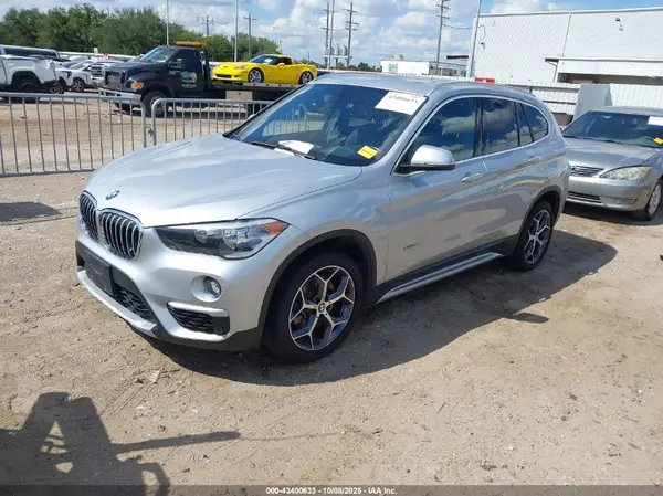WBXHT3C38J5L26332 2018 BMW X1 - Image 2