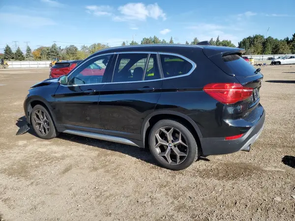 WBXHT3C38J5L27920 2018 BMW X1 - Image 2