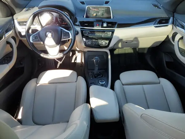 WBXHT3C38J5L27920 2018 BMW X1 - Image 8
