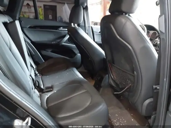 WBXHT3C38J5L29750 2018 BMW X1 - Image 8