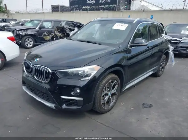 WBXHT3C38J5L33992 2018 BMW X1 - Image 2