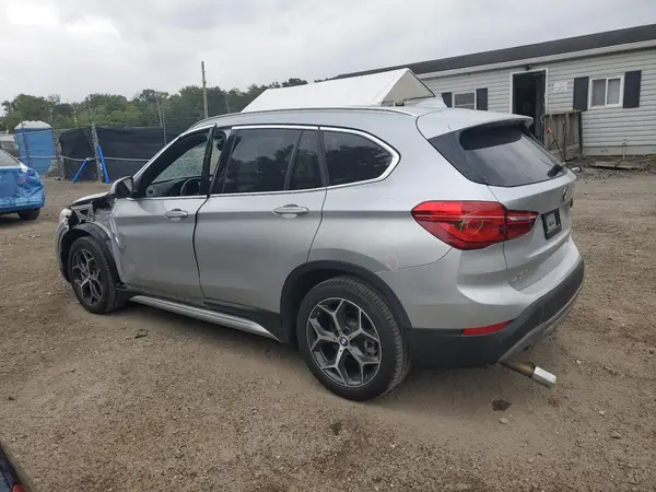 WBXHT3C38J5L34186 2018 BMW X1 - Image 2
