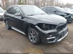 WBXHT3C38J5L34785 2018 BMW X1
