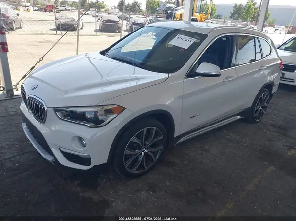 WBXHT3C39G5E47320 2016 BMW X1 - Image 2