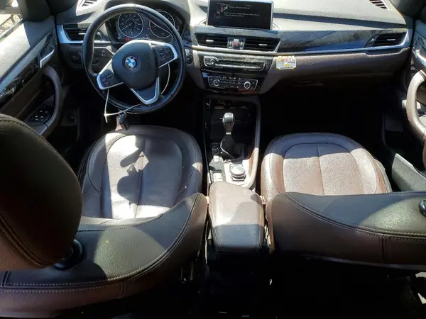 WBXHT3C39G5E48063 2016 BMW X1 - Image 8