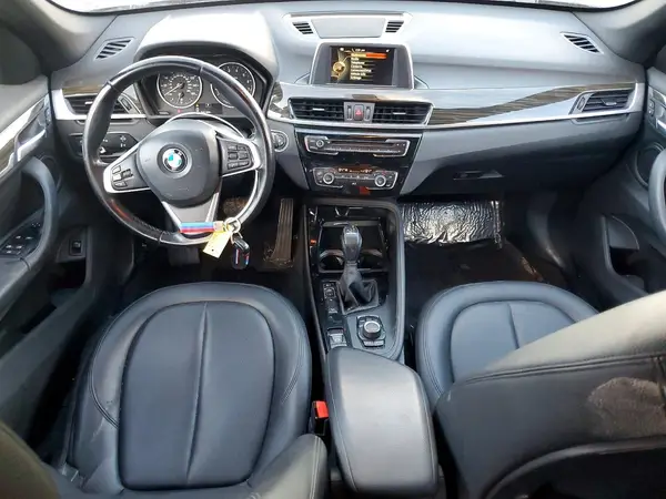 WBXHT3C39G5E48161 2016 BMW X1 - Image 8