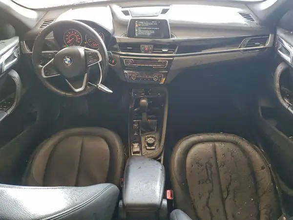 WBXHT3C39G5E49388 2016 BMW X1 - Image 8