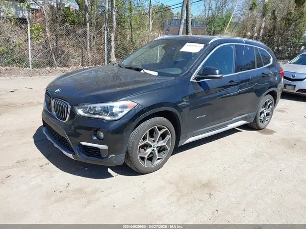 WBXHT3C39G5E50220 2016 BMW X1 - Image 2
