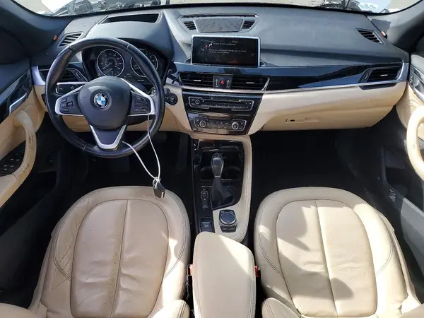WBXHT3C39G5E51819 2016 BMW X1 - Image 8