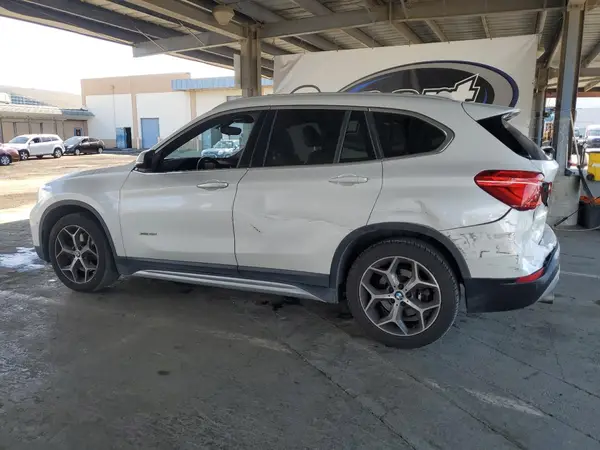 WBXHT3C39G5E53490 2016 BMW X1 - Image 2