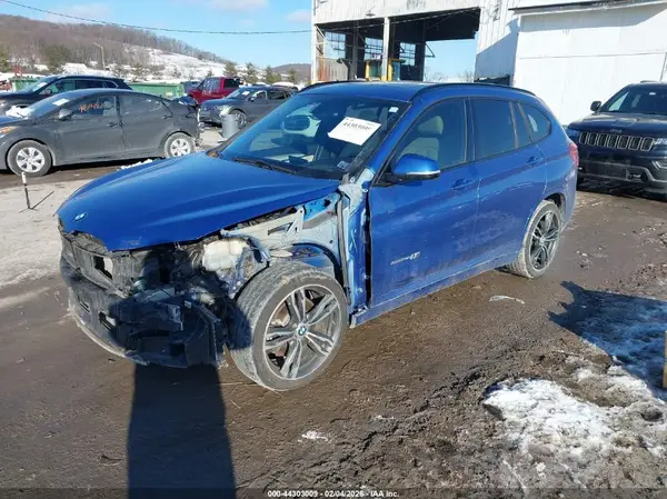 WBXHT3C39G5E55126 2016 BMW X1 - Image 2