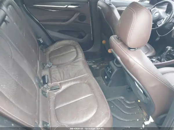 WBXHT3C39G5E55904 2016 BMW X1 - Image 8
