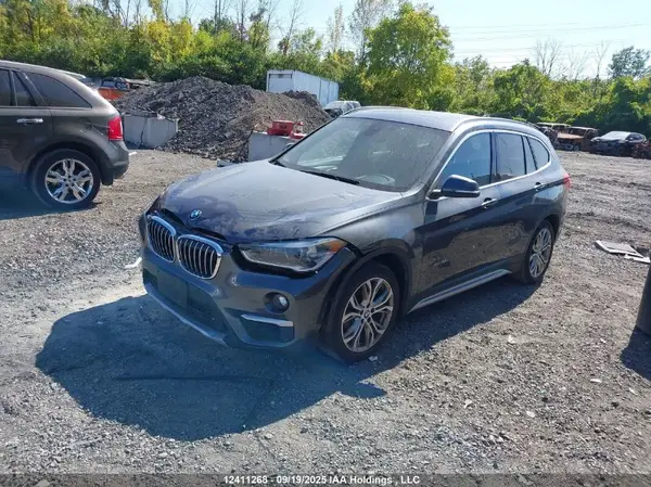 WBXHT3C39G5E56566 2016 BMW X1 - Image 2