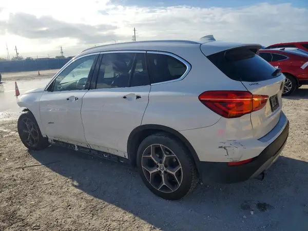 WBXHT3C39G5F63889 2016 BMW X1 - Image 2