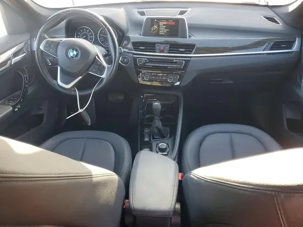 WBXHT3C39G5F63889 2016 BMW X1 - Image 8
