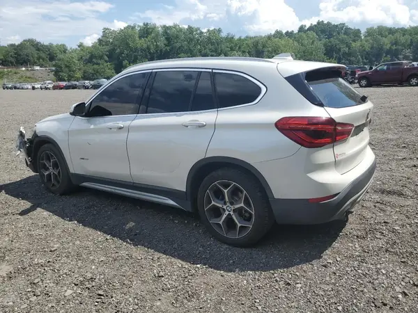WBXHT3C39G5F64041 2016 BMW X1 - Image 2