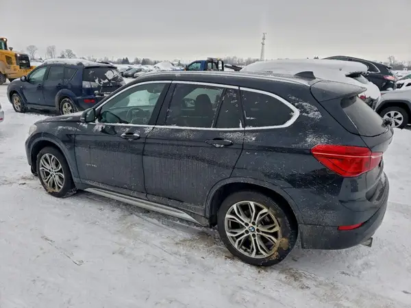 WBXHT3C39GP887927 2016 BMW X1 - Image 2