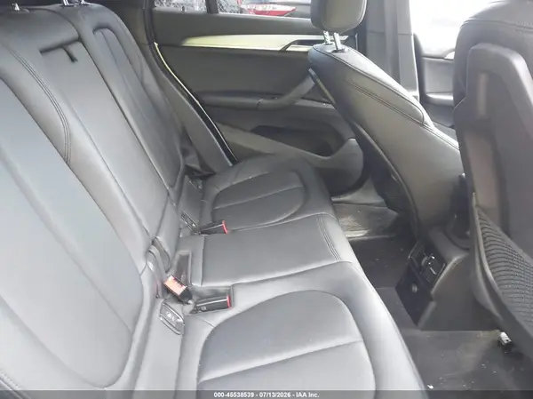 WBXHT3C39H5F68026 2017 BMW X1 - Image 8