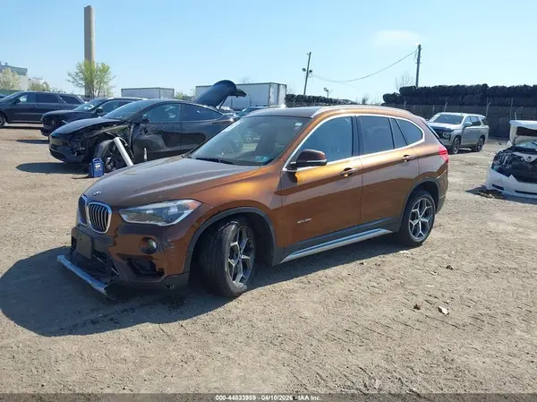 WBXHT3C39H5F69998 2017 BMW X1 - Image 2