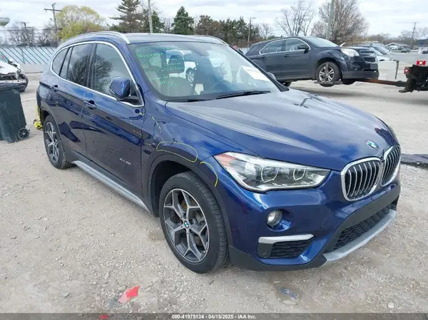 WBXHT3C39H5F70584 2017 BMW X1 - Image 1