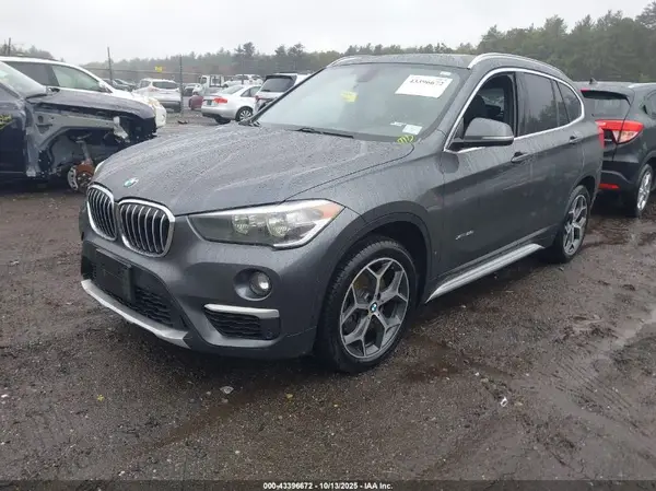 WBXHT3C39H5F73047 2017 BMW X1 - Image 2