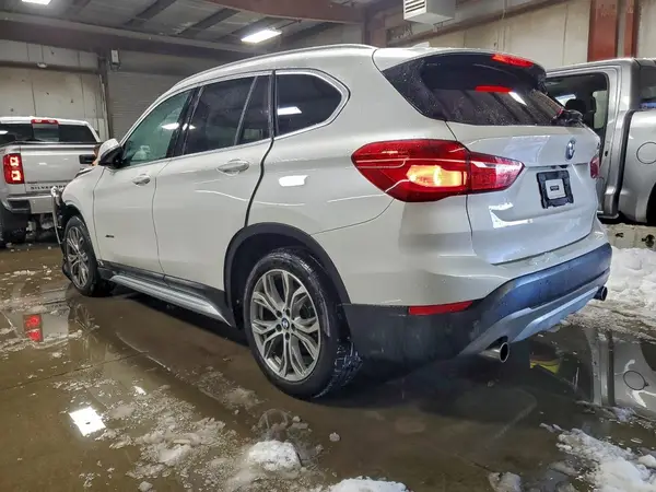 WBXHT3C39H5F76997 2017 BMW X1 - Image 2