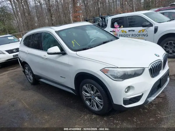WBXHT3C39H5F79883 2017 BMW X1 - Image 1