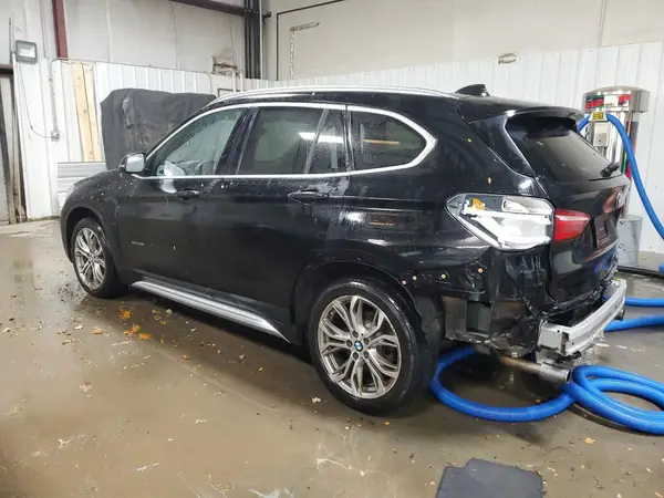 WBXHT3C39H5F82637 2017 BMW X1 - Image 2