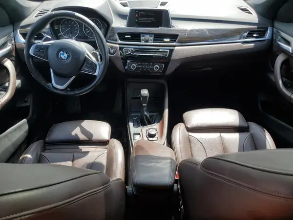 WBXHT3C39H5F82976 2017 BMW X1 - Image 8