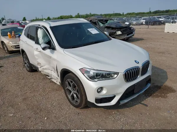 WBXHT3C39H5F84338 2017 BMW X1 - Image 1