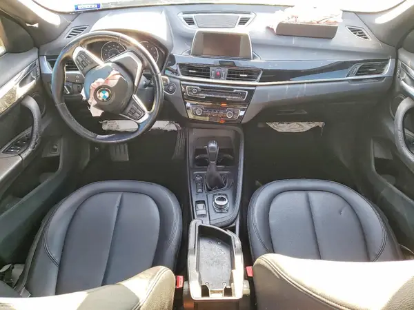 WBXHT3C39H5F85148 2017 BMW X1 - Image 8